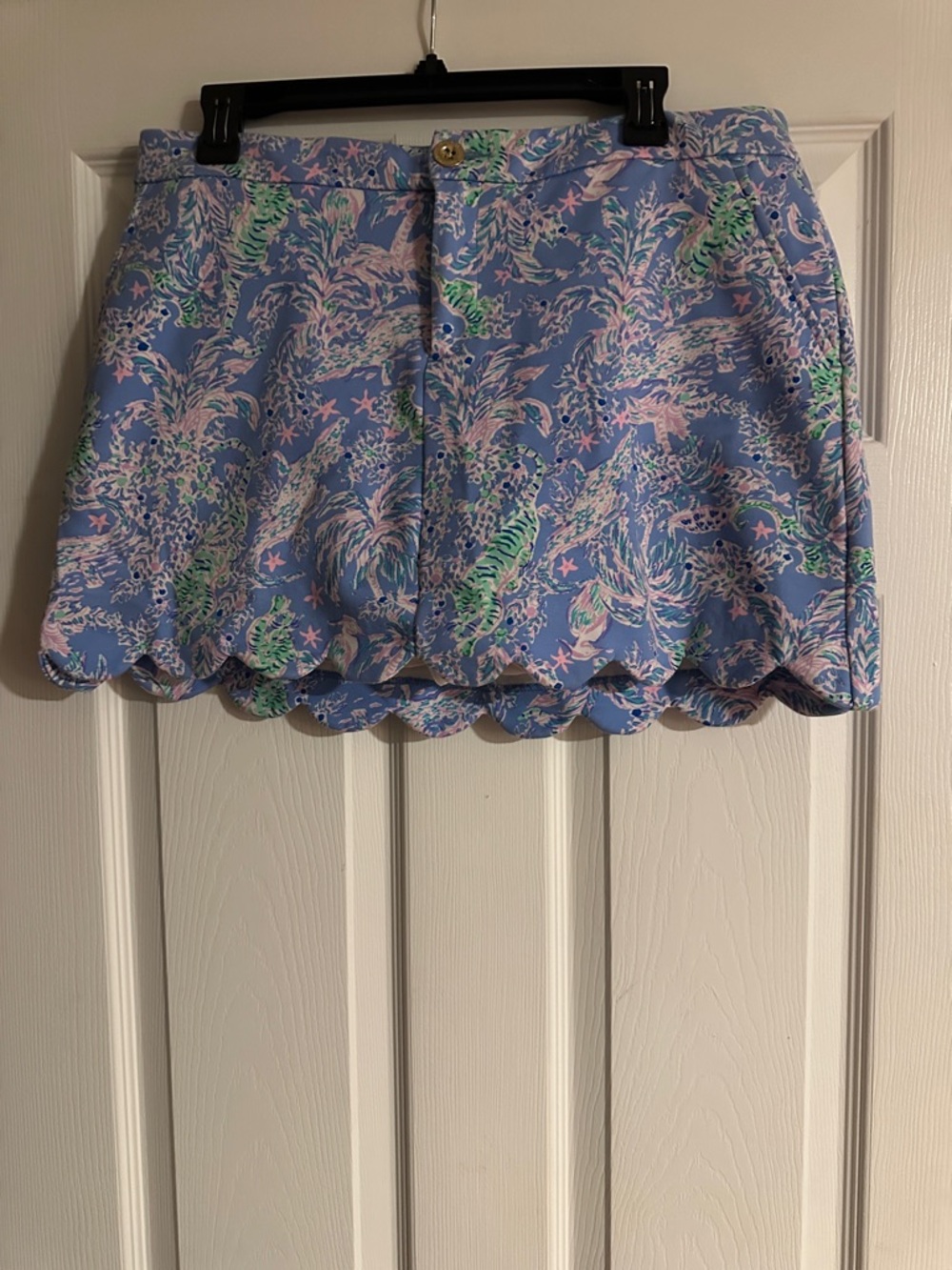 Lilly Pulitzer White Skort with Pink Logo Tag